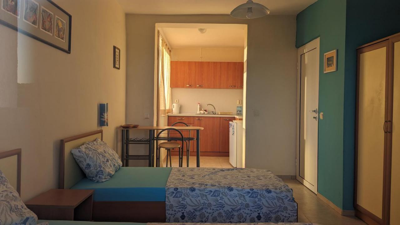 Guest House Chalakov 辛尼莫雷特 外观 照片