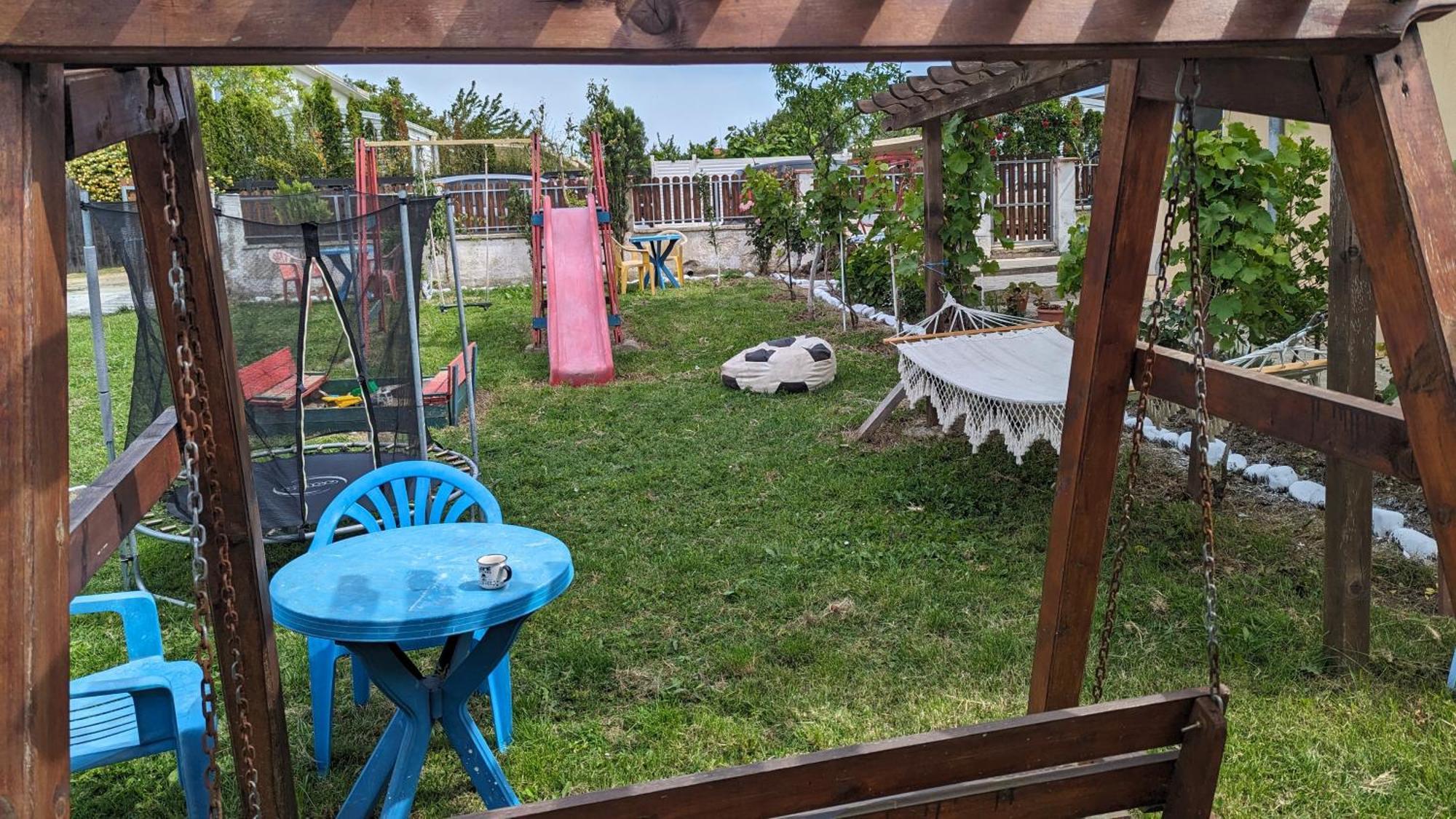Guest House Chalakov 辛尼莫雷特 外观 照片